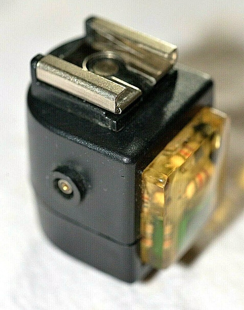 Flash Trigger, 3-Way Remote, Rotating Hot Shoe, Double PC, Tripod or Shoe Mount