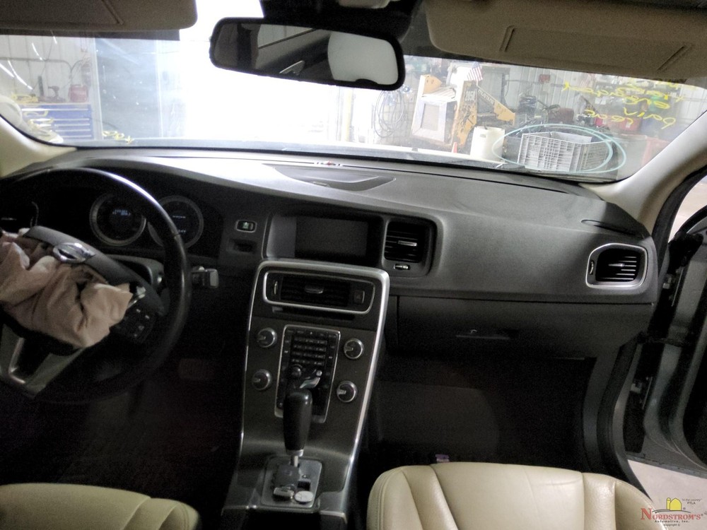 BODY CONTROL MODULE COMPUTER 2012 S60