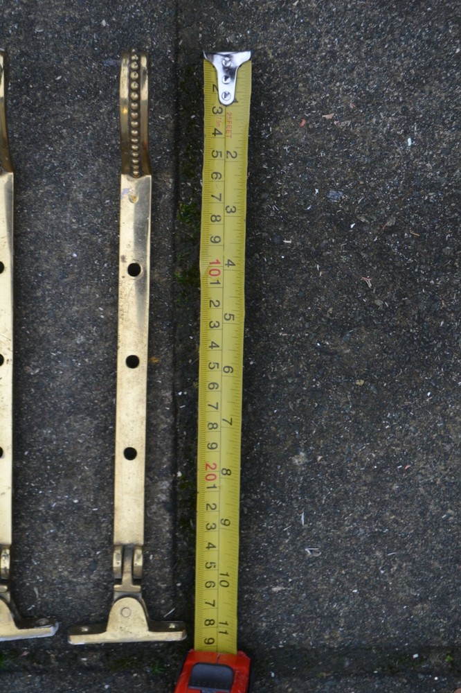 20 window handles / levers / openers / latch. L796