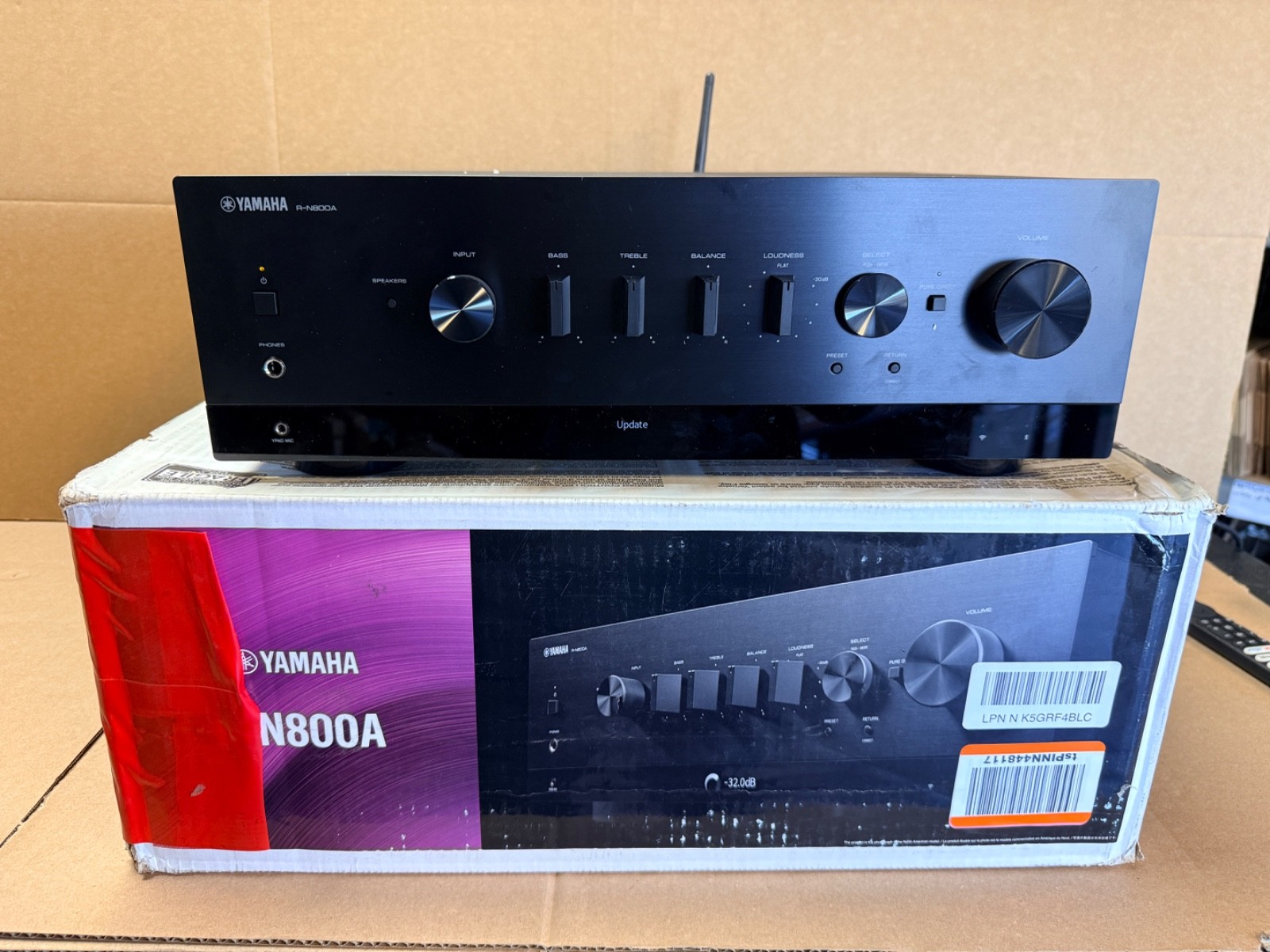 Yamaha R-N800A Receiver Black for parts or repair *UNTESTED*