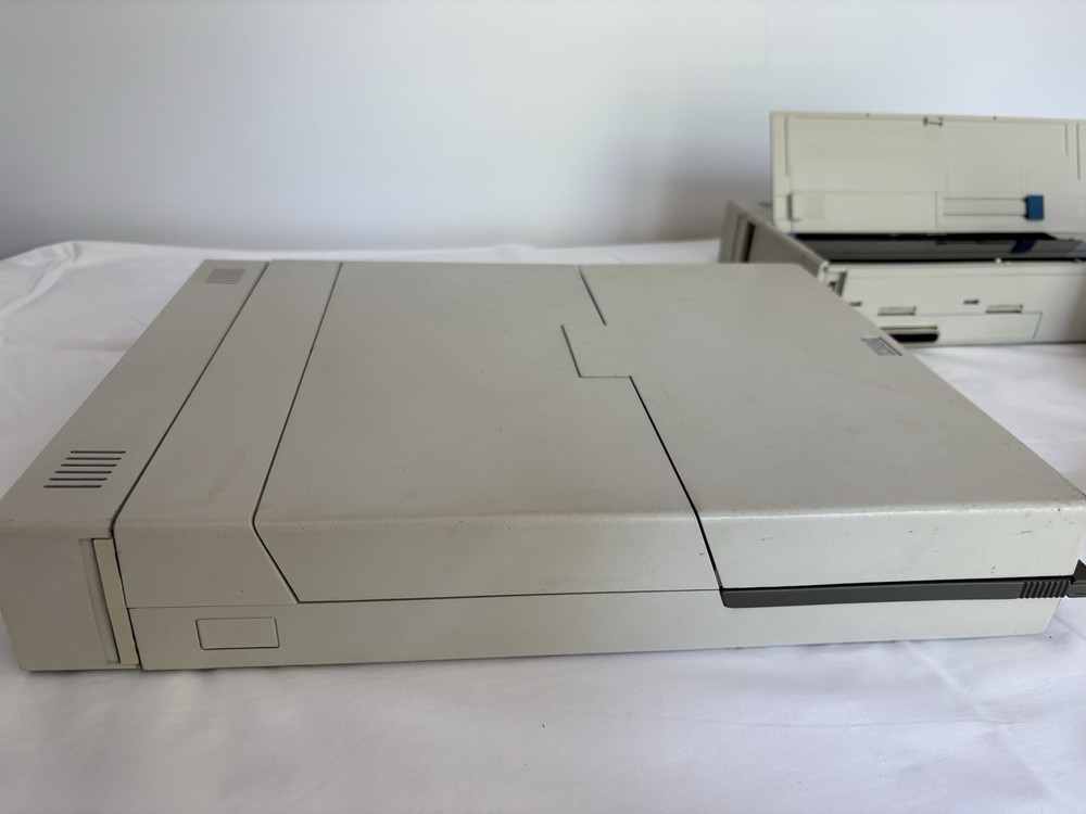 IBM PC 5140 Convertible BUNDLE - Vintage Portable Computer. Powers Up!