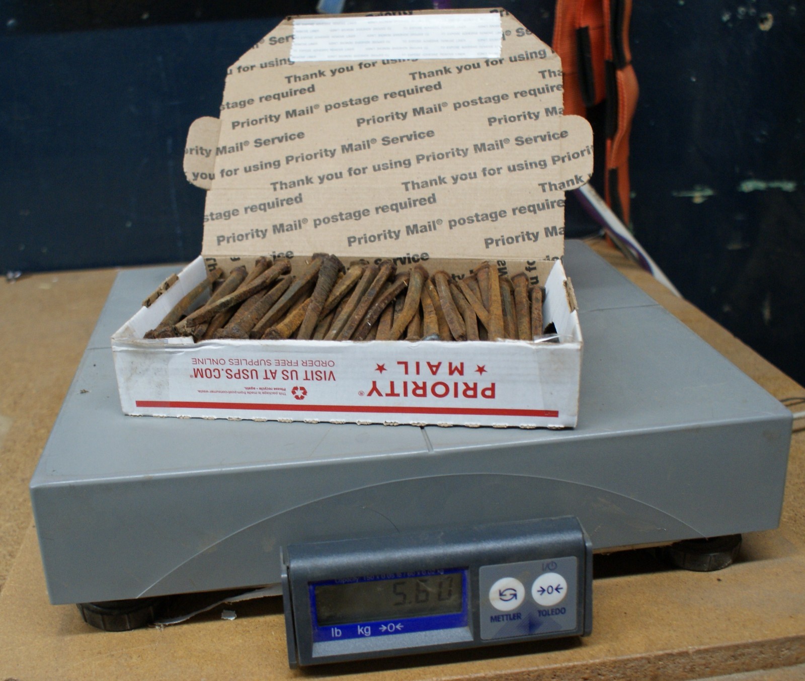 Approx. 300 (15 lbs) ANTIQUE (1800'S) SQUARE 4.5" LONG NAILS