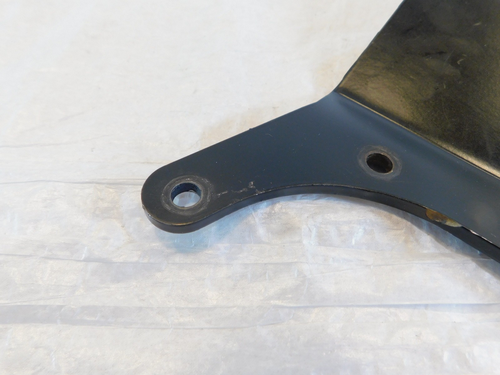 Harley Dyna Street Bob Black Vance Hines Big Shots Exhaust System Mount Bracket