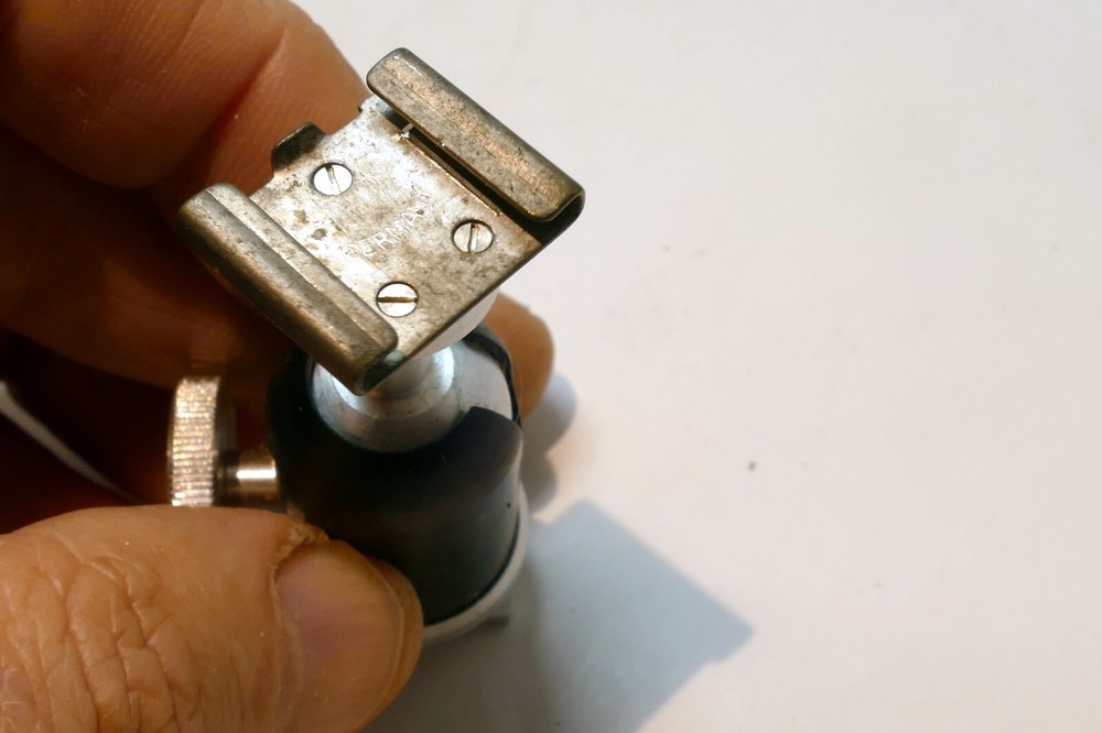 ✅ PRAZISION GERMAN SMALL BALL & SOCKET TRIPOD HEAD FOR FLASH SLAVE