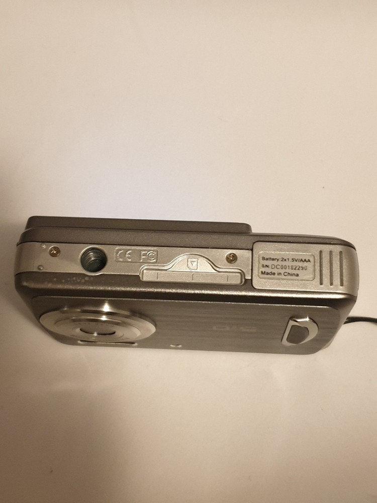 Luminox Digital Camera 5.0MP Silver