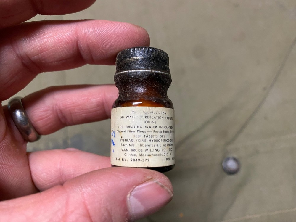 ORIGINAL WWII US ARMY FIRST AID IODINE WATER PURIFICATION TABLETS- NOS