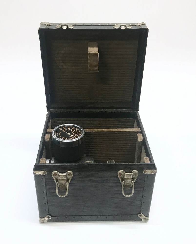 Stewart Warner Mitchell Camera Corp. V8-12 Motor