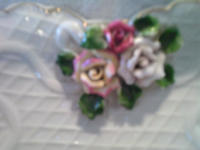 Beautiful Heart Shape Trinket Dish ( please read )
