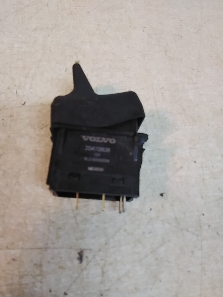 Volvo OEM 20470608 Marker Light Switch