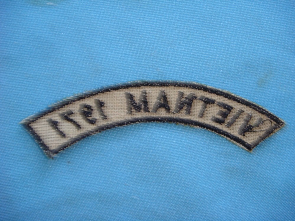SUBDUED TAB PATCH VIETNAM 1971 YEAR