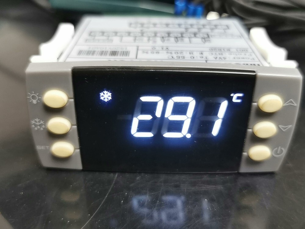 1PCS NEW RC77CX temperature controller