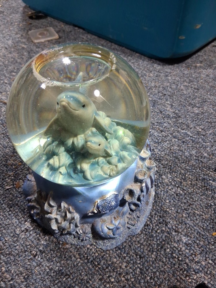 dolphin snow globes (2)