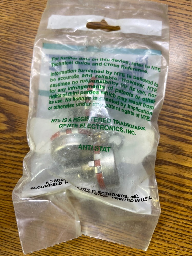 NTE 501-0005 Potentiometer 1000 ohm,2 Watts,