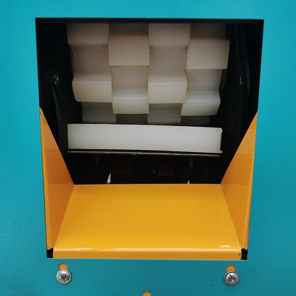 110V Automatic Garlic Separator Machine Dry Garlic Cloves Splitter Separator