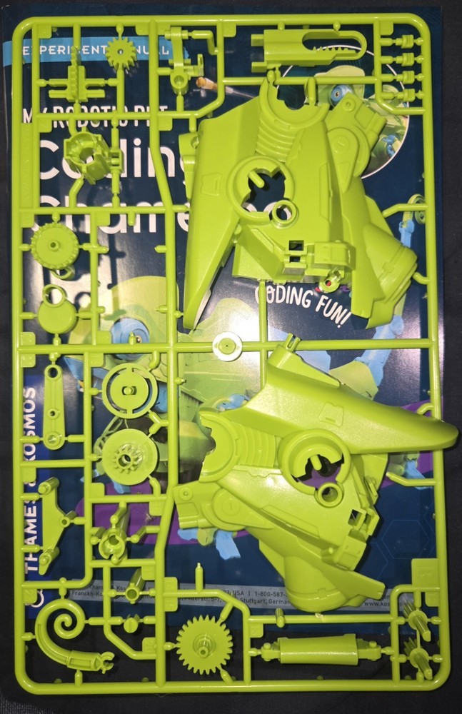 Thames & Kosmos Color-Sensing Robotic Pet Chameleon Robot Coding STEM Kit