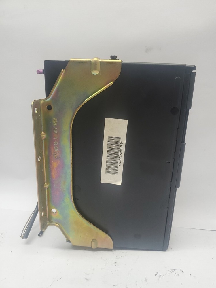2000 BMW 540i E39 CD Changer 1469404