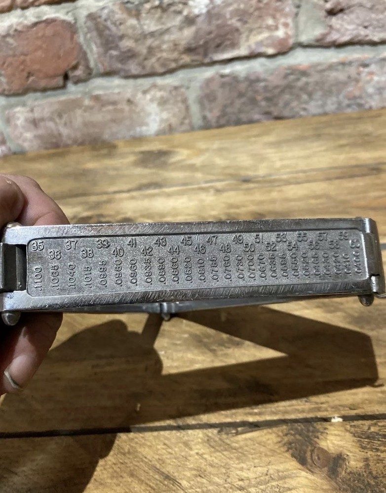 Rare Vintage Acorn Line Triangular Drill Index