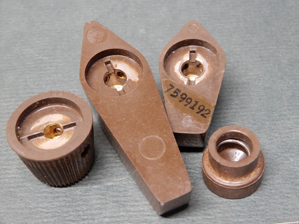 Four Vintage Brown Equipment Knobs Two Pointers One Round One Button Cap