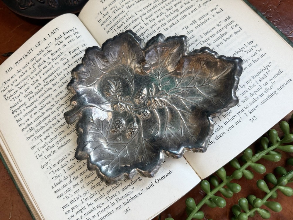 Vintage Silver Plated Strawberry Leaf Trinket Dish