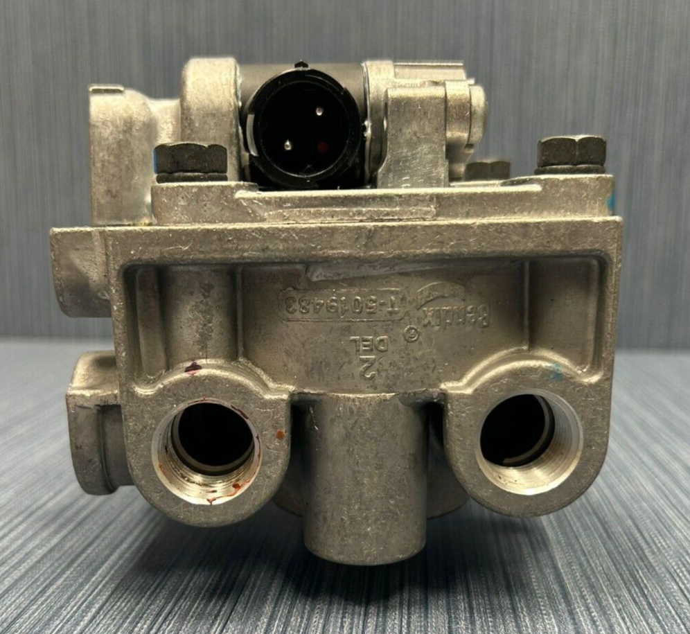 Bendix K071939 | Genuine Bendix® Brake Relay Valve