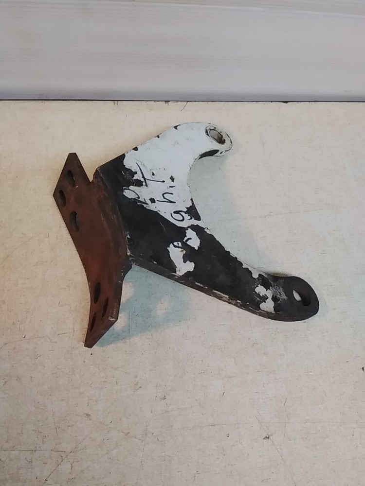 Peterbilt 14-14768R Cab Mount Exhaust Bracket Support