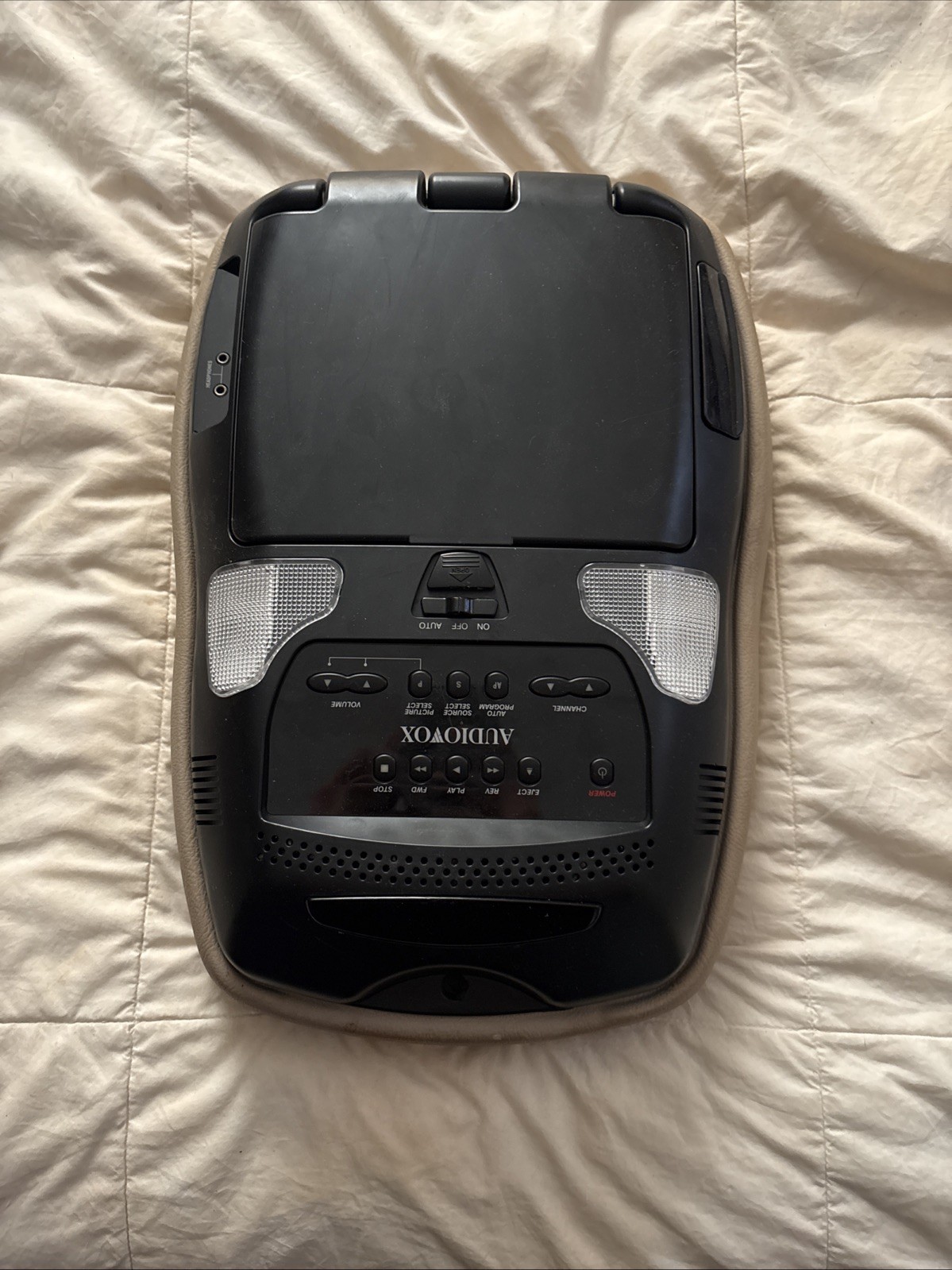 99-06 2003 Tahoe Audiovox 10.1" Overhead Monitor Ready, DVD Ent. System