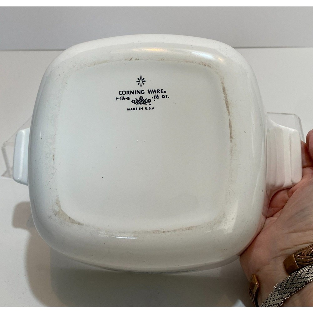 Corningware Cornflower Pattern P-11/2-B USA 1961- 66