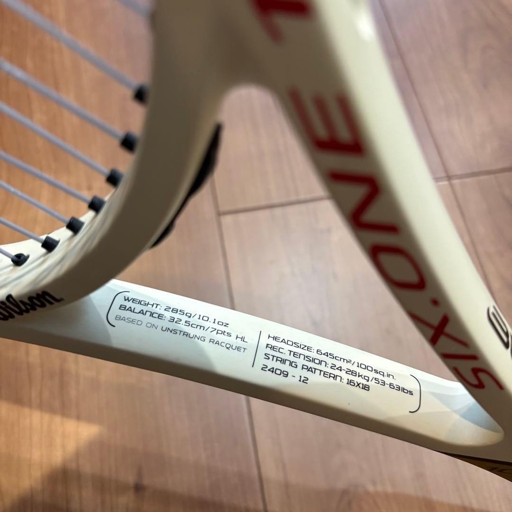 Wilson PRo Staff SIx one 100