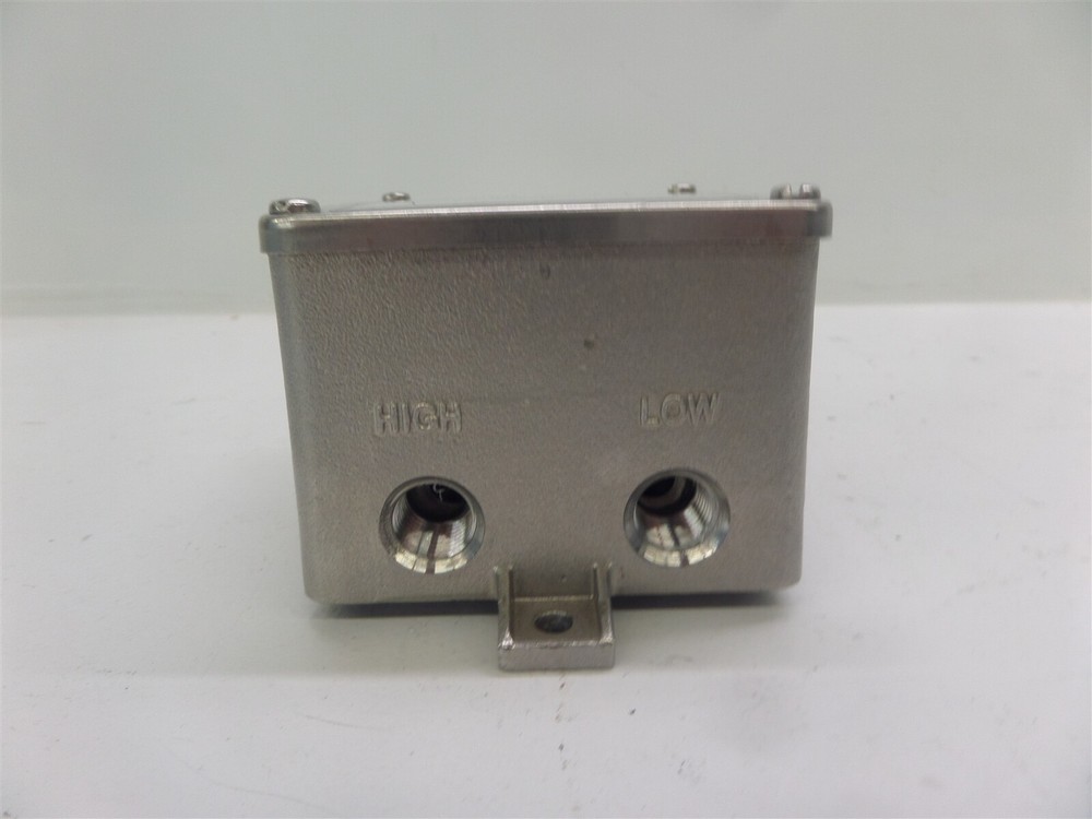 Omega PX656-0.25BDI Differential Pressure Transmitter