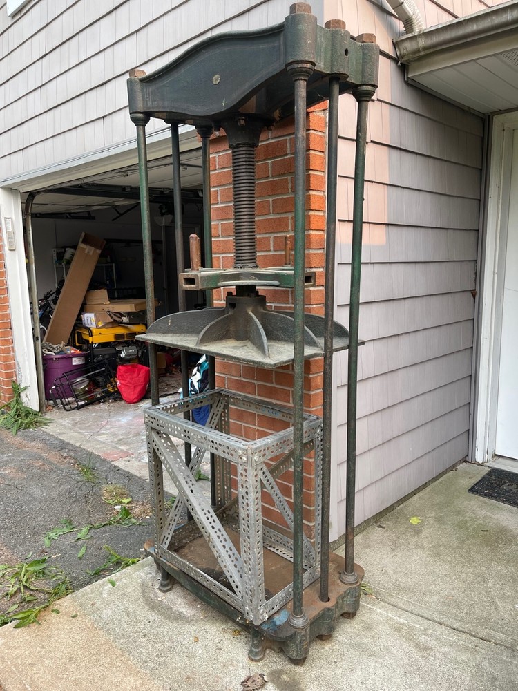 Standing book press (bookbinding) & 21 nipping press boards