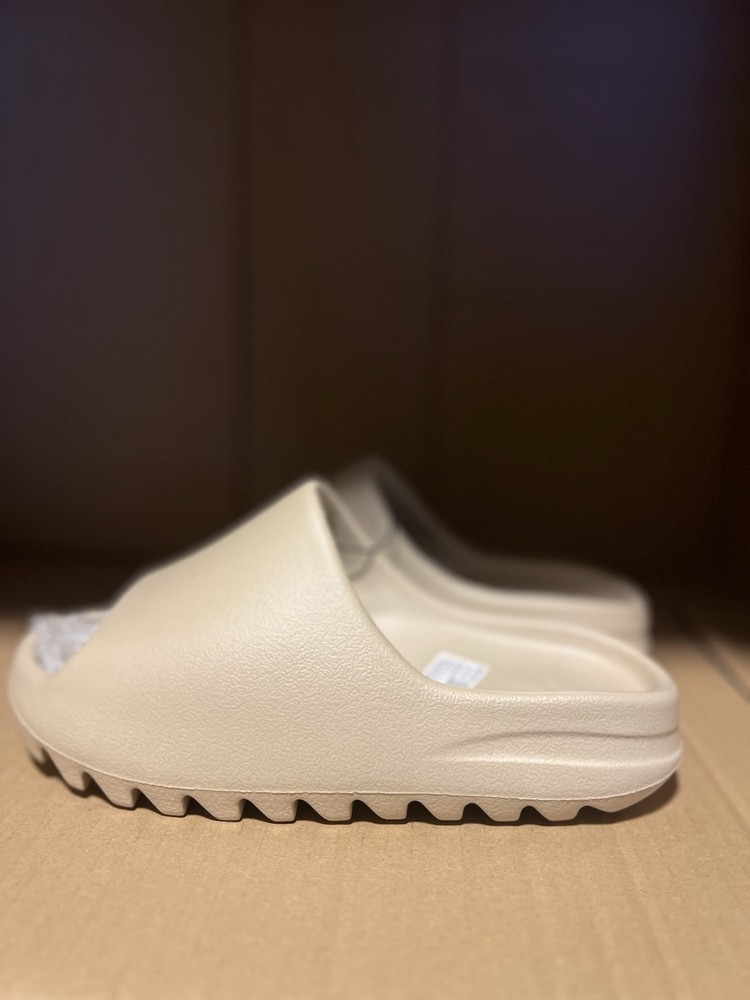 adidas Yeezy Slides