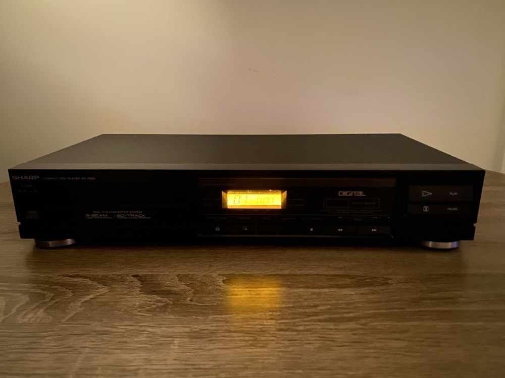 SHARP DX-R250 Compact Disc CD Player 16-Bit Dual DA 1989 JAPAN No Remote TESTED