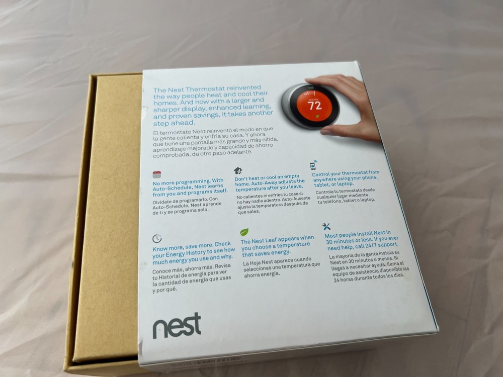Nest Learning Thermostat (T3007ES) - Great Condition
