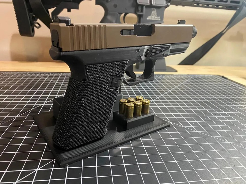 Glock 19 Stand