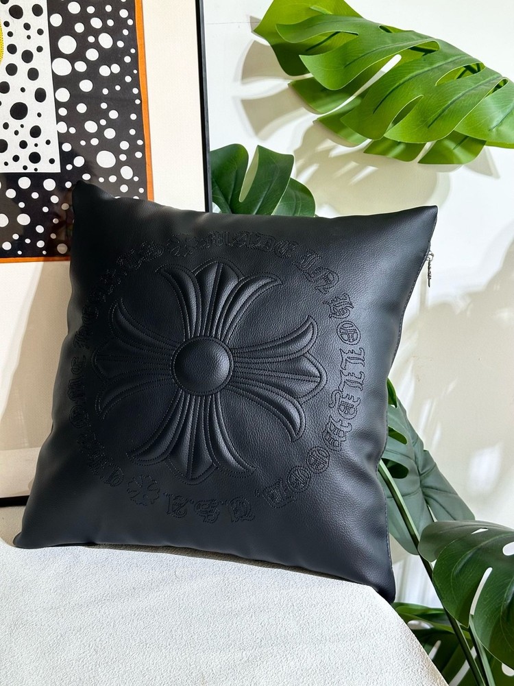 Pillow Chrome Hearts black