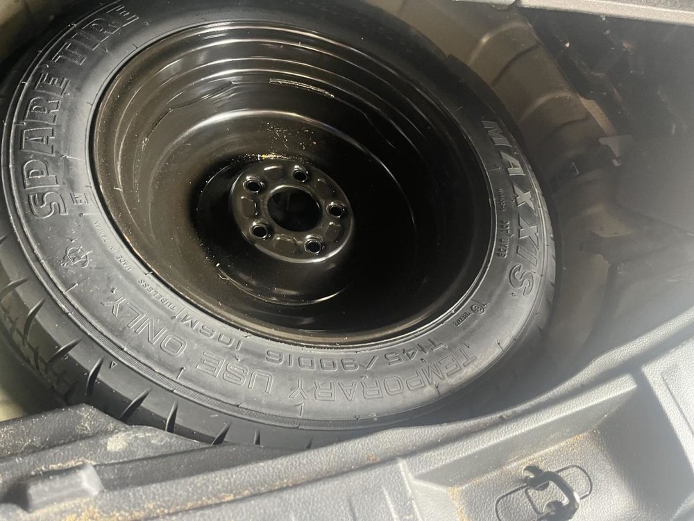 ROGUE 2019 Glove Box 64560