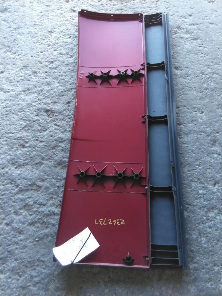 For 2012 VOLVO VNL SLEEPER FAIRING Right , MN