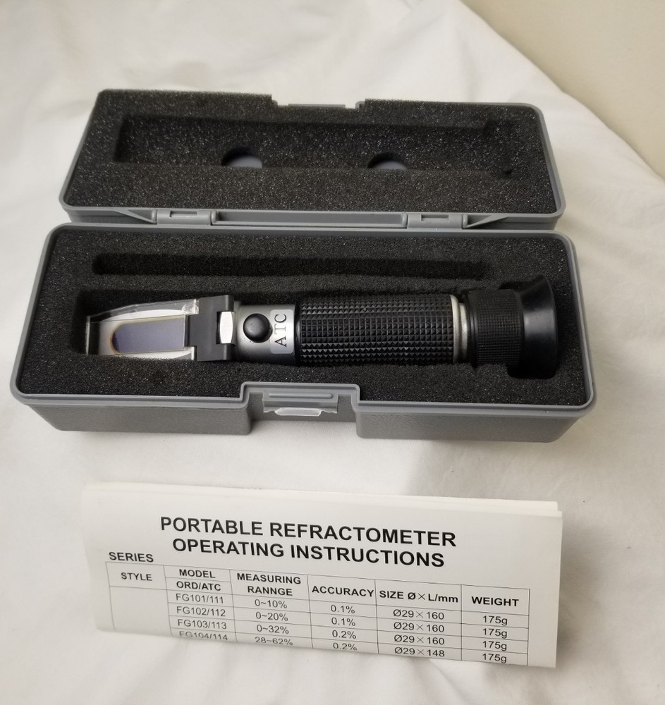 Brix Atc Portable Refractometer 0-10% Model FG-111 w/Case & Instructions