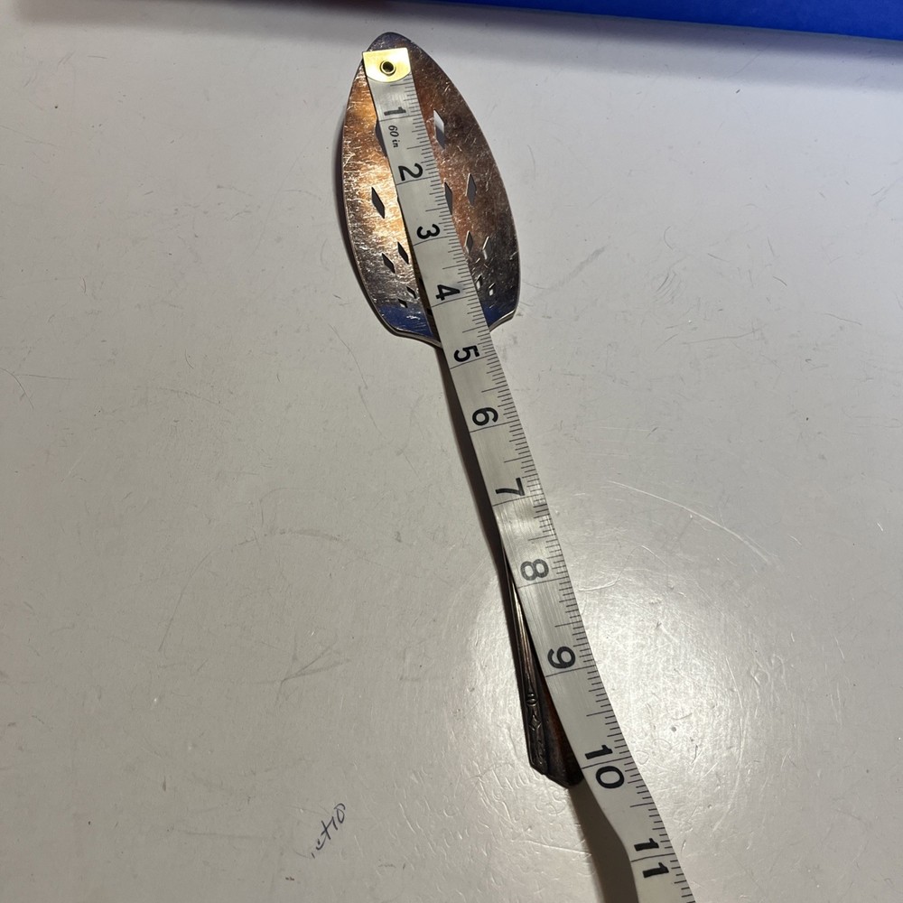 WM A Rogers MALIBU Silverplate A1 Plus ONEIDA Cake Pie Server