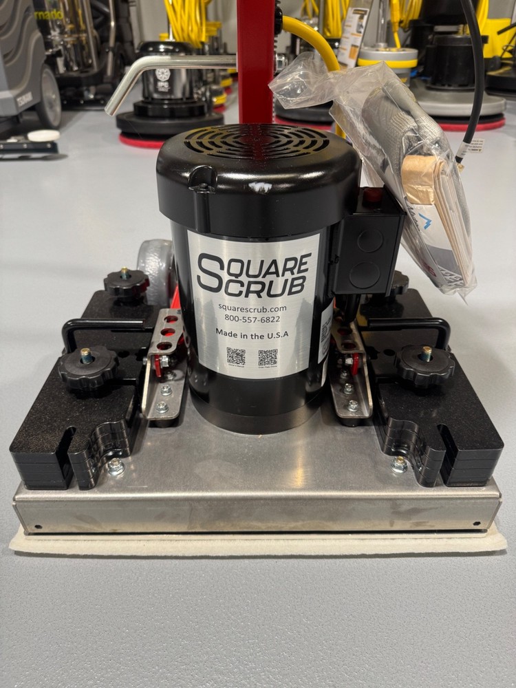 Square Scrub - EBG-20/CV Pivot Machine with Vacuum NEW