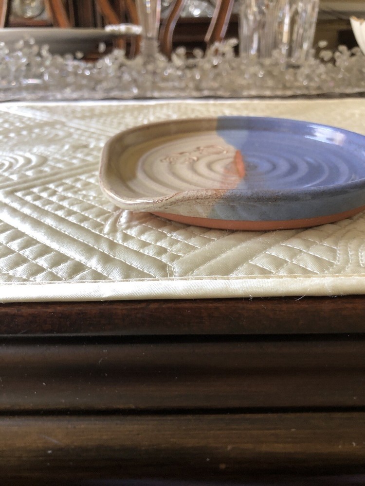 6” Two Tone Round Two-Tone Turtle Pottery Dish Signed