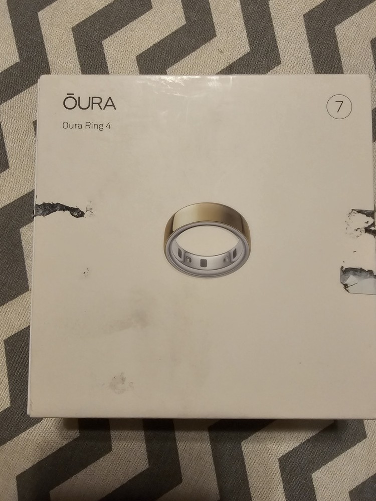 Oura Ring 4th Gen Gold, Size 7, Sleep Activity Tracker Smart Ring