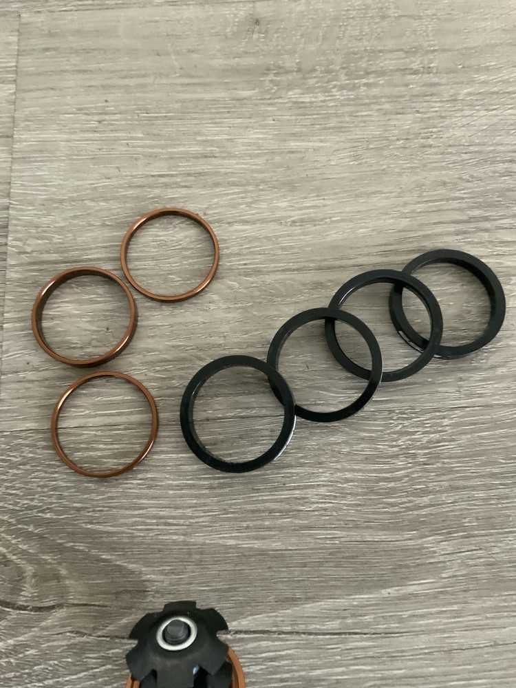FSA TOP CAP SPACERS AND STAR NEW