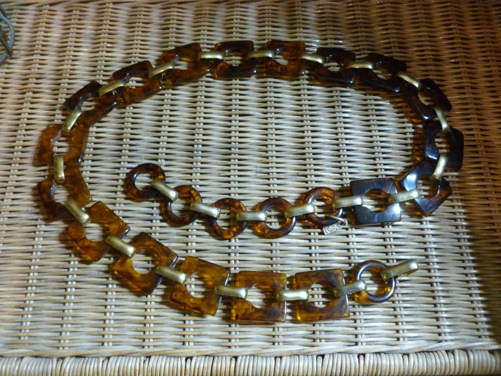VINTAGE YVES SAINT LAURENT TORTOISE BAKELITE GOLDTONE LINK 36" BELT / NECKLACE