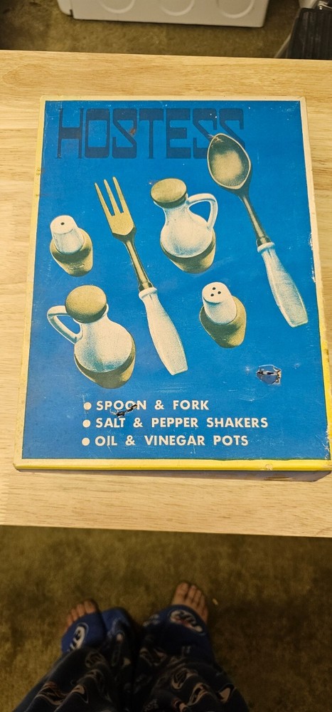 Materia hostess set