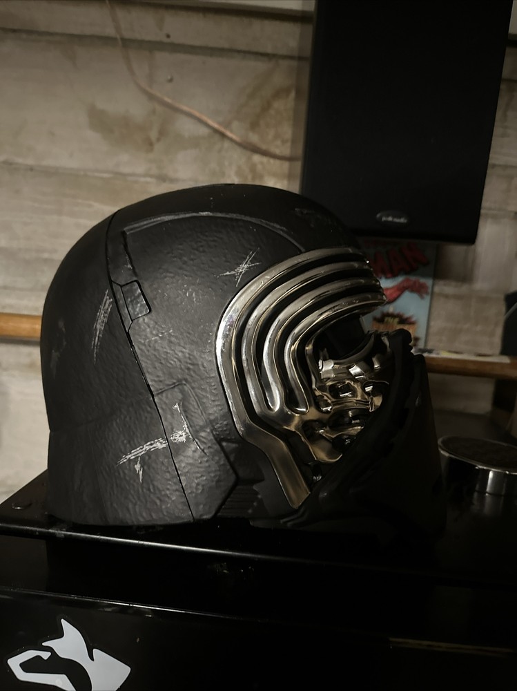 kylo ren helmet replica Hasbro