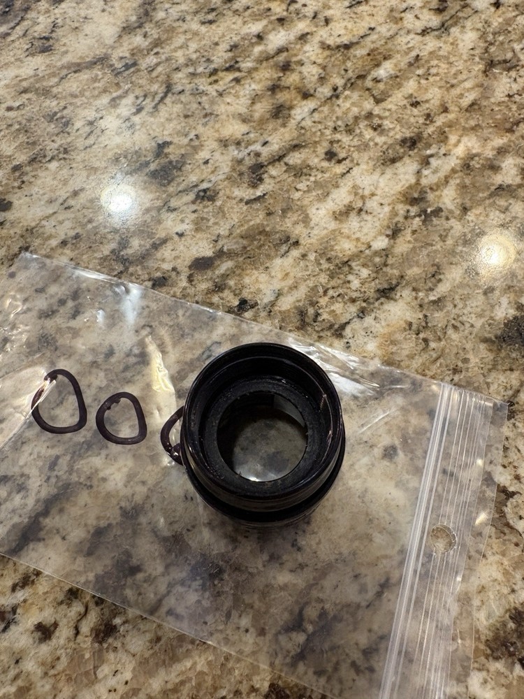 Bob Long Twist Lock Feedneck