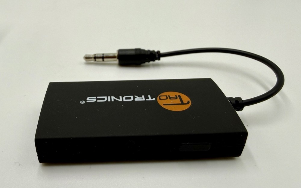 TaoTronics TT-BA01 Wireless Portable Bluetooth Stereo Transmitter