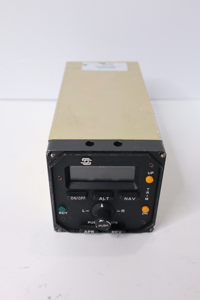 S-TEC Corp 0131-1-1 Autopilot Controller (14V)