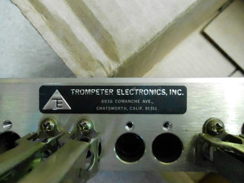TROMPETER ELECTRONICS,INC PATCH PANEL JS-24S